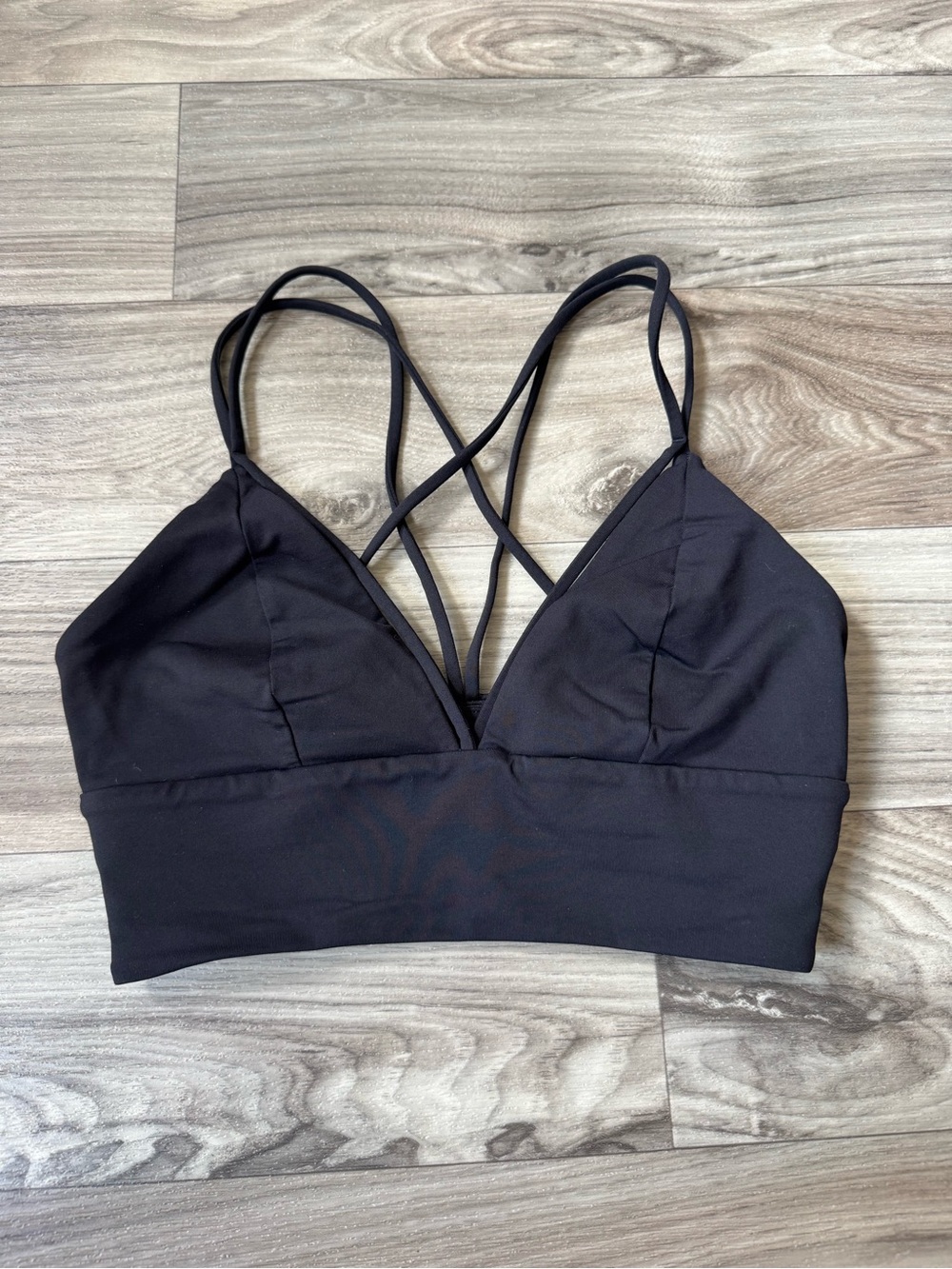 Lululemon Soul Pushing Limits Bra in Black Size 6